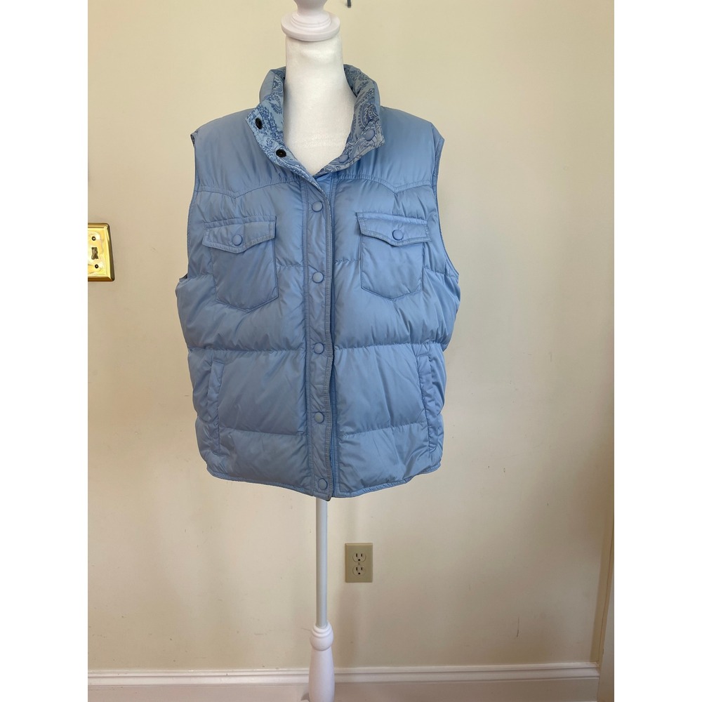 Reversible Puffer Vest Light Blue Solid‎ and Paisley Print Snap Front Sleeveless